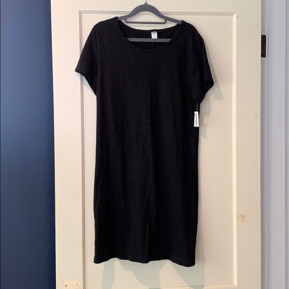 Old Navy Black T-shirt dress NWT - great basic!